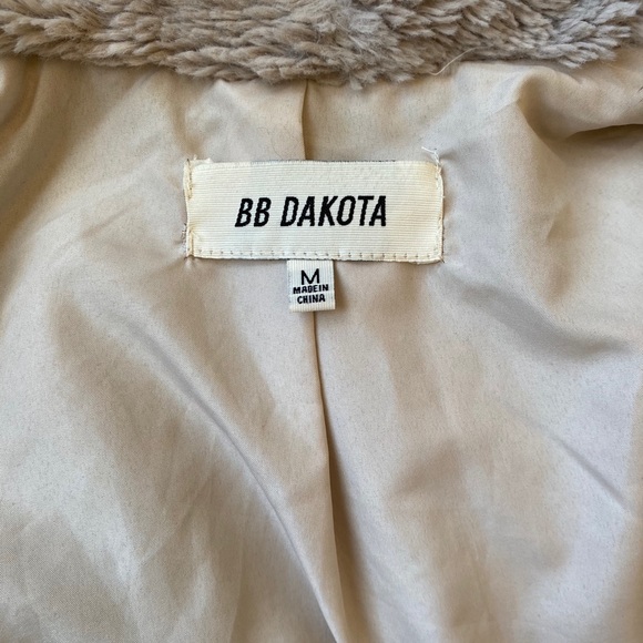 BB DAKOTA Faux Fur Jacket - Picture 5 of 7